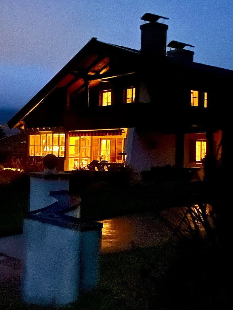 Prodej domu 220 m², pozemek 996 m², Unterwössen, Bavorsko Prodej domu 220 m², pozemek 996 m², Unterwössen, Bavorsko