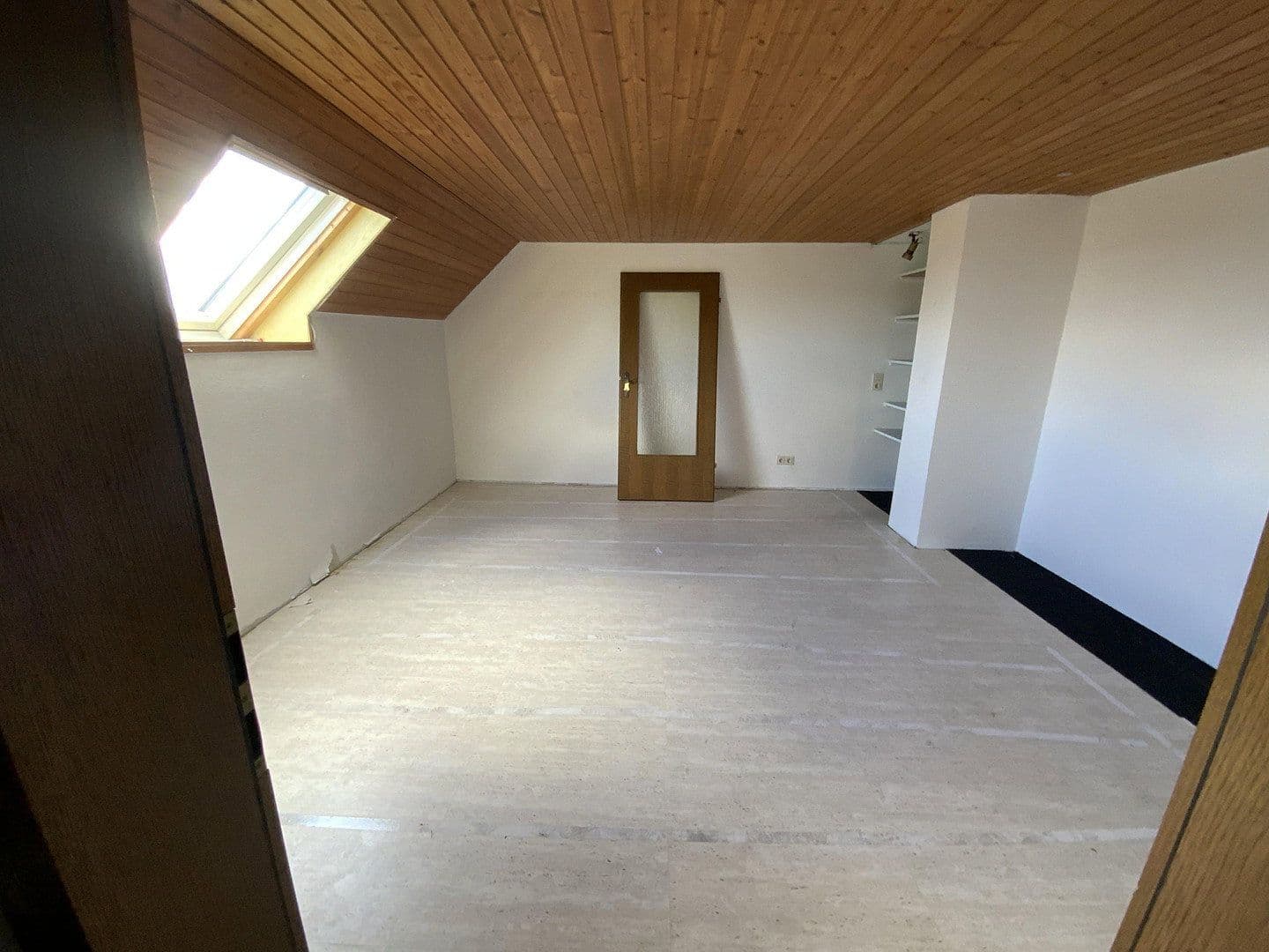 Prodej domu 170 m², pozemek 2.565 m², Ringstrasse 11, Feilbingert, Porýní-Falc Prodej domu 170 m², pozemek 2.565 m², Ringstrasse 11, Feilbingert, Porýní-Falc