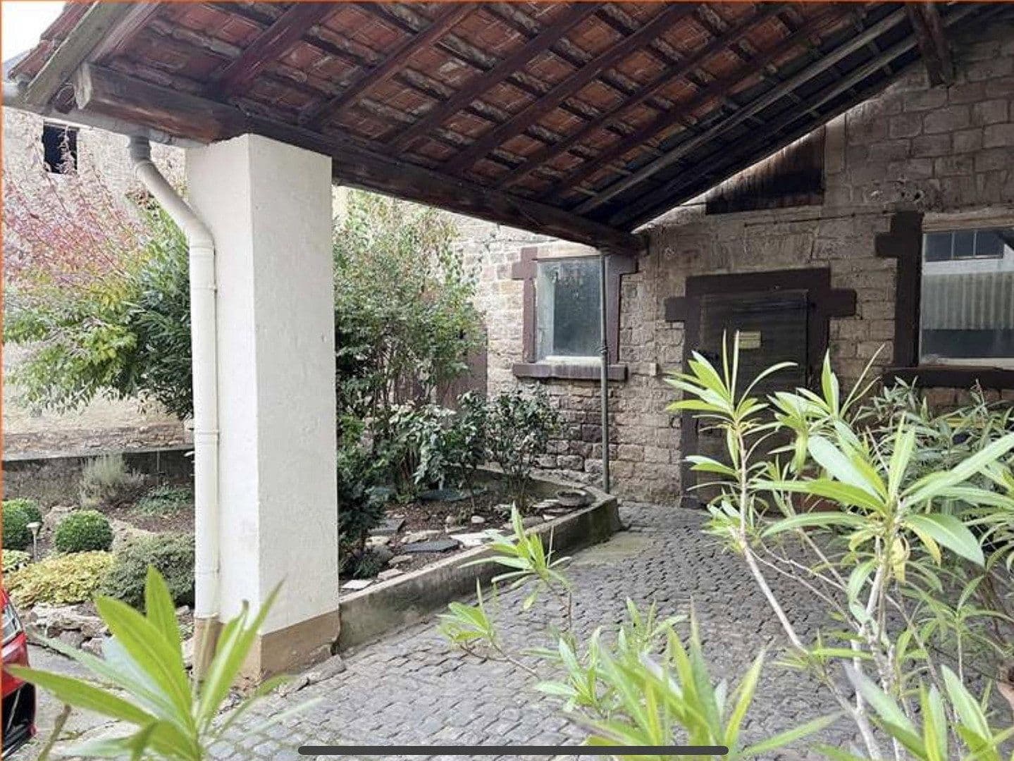 Prodej domu 170 m², pozemek 2.565 m², Ringstrasse 11, Feilbingert, Porýní-Falc Prodej domu 170 m², pozemek 2.565 m², Ringstrasse 11, Feilbingert, Porýní-Falc