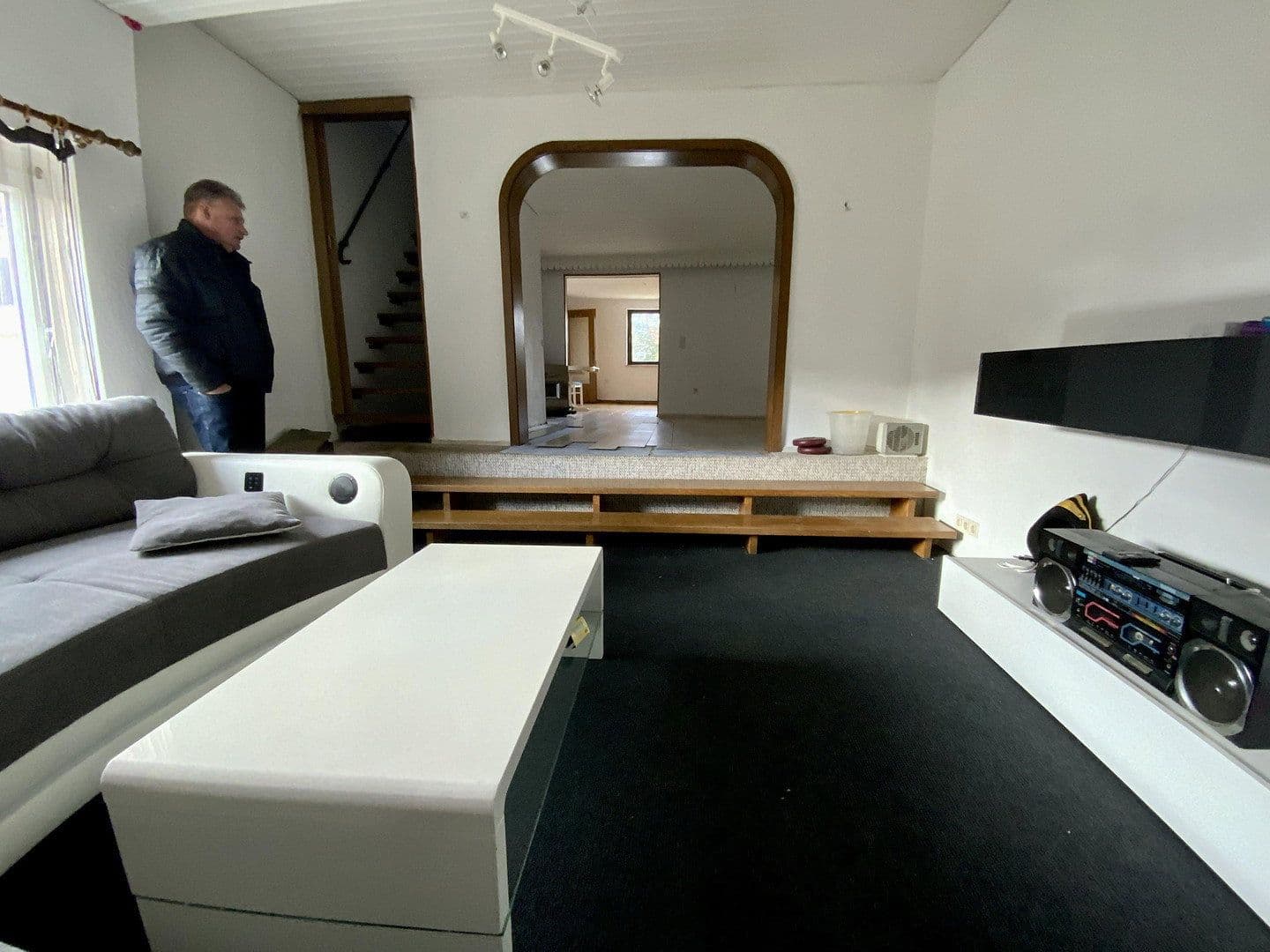 Prodej domu 170 m², pozemek 2.565 m², Ringstrasse 11, Feilbingert, Porýní-Falc Prodej domu 170 m², pozemek 2.565 m², Ringstrasse 11, Feilbingert, Porýní-Falc