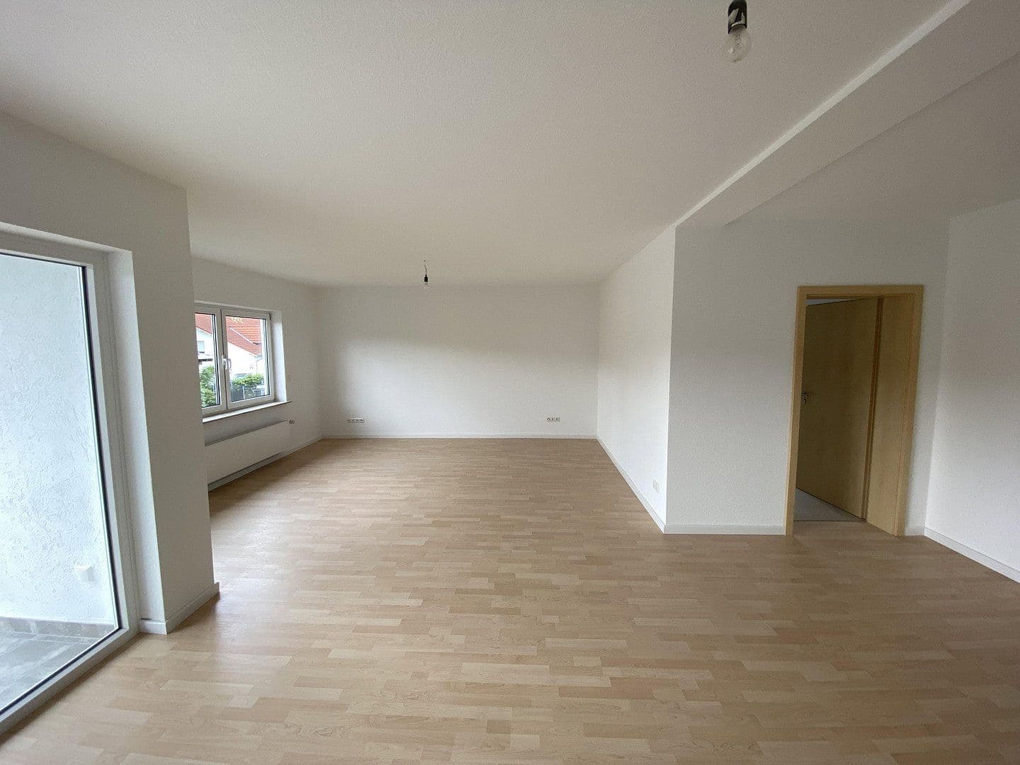 Pronájem bytu 4+kk 149 m², Rödermark, Hessen Pronájem bytu 4+kk 149 m², Rödermark, Hessen