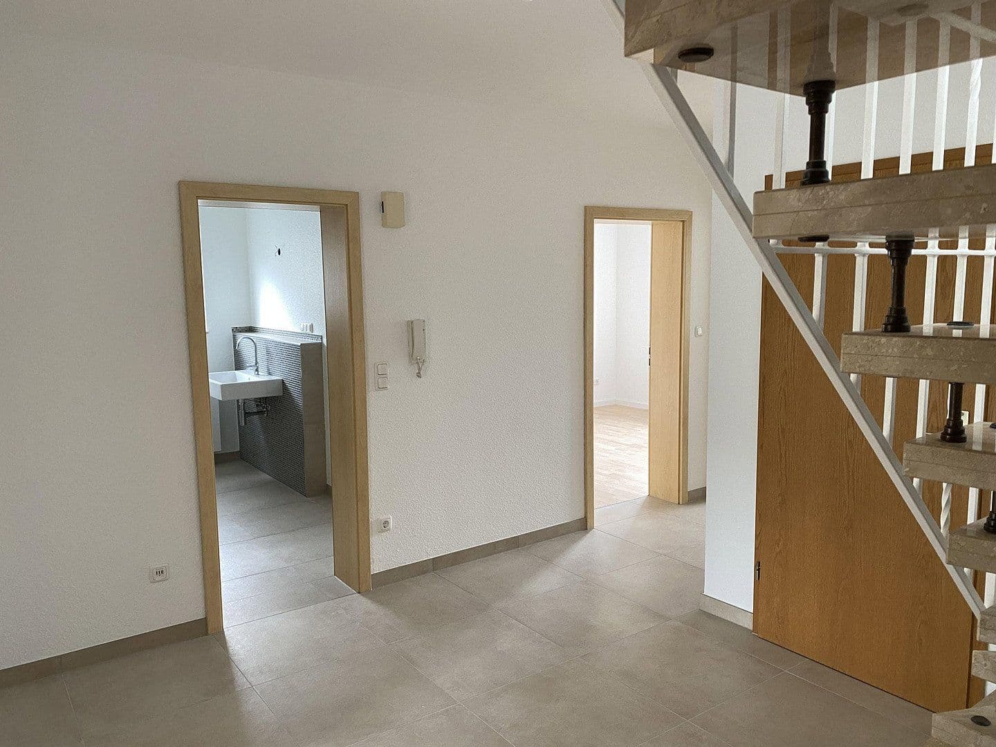 Pronájem bytu 4+kk 149 m², Rödermark, Hessen Pronájem bytu 4+kk 149 m², Rödermark, Hessen
