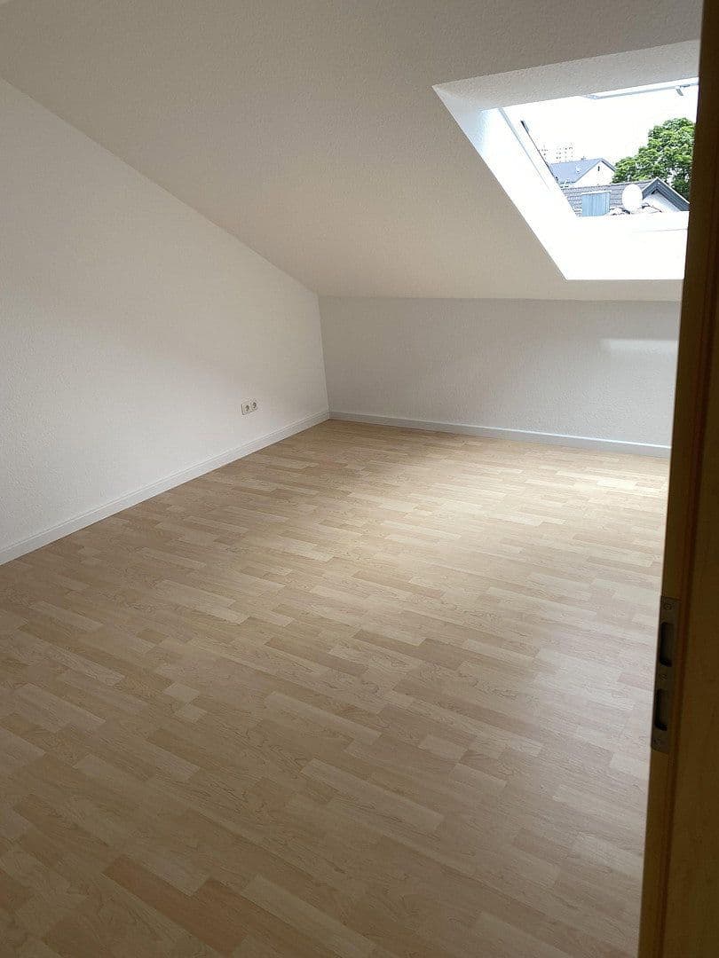Pronájem bytu 4+kk 149 m², Rödermark, Hessen Pronájem bytu 4+kk 149 m², Rödermark, Hessen