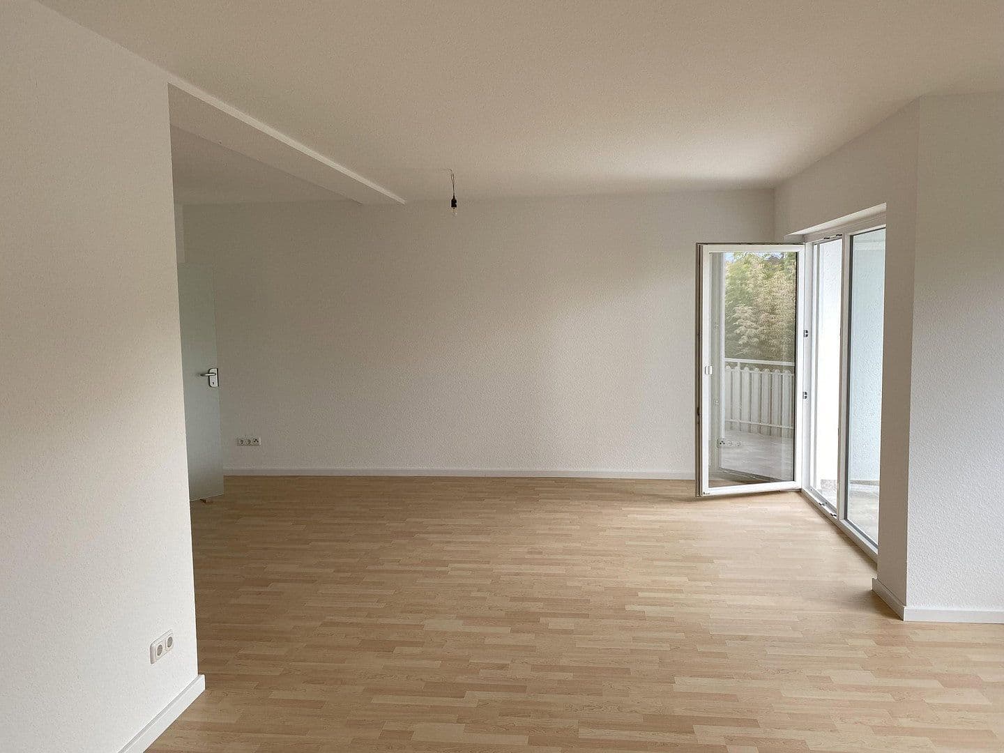 Pronájem bytu 4+kk 149 m², Rödermark, Hessen Pronájem bytu 4+kk 149 m², Rödermark, Hessen