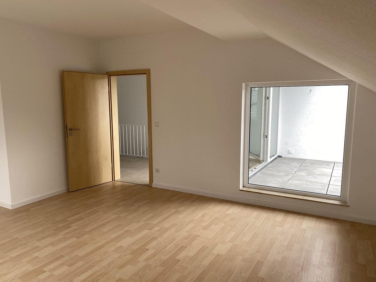 Pronájem bytu 4+kk 149 m², Rödermark, Hessen Pronájem bytu 4+kk 149 m², Rödermark, Hessen