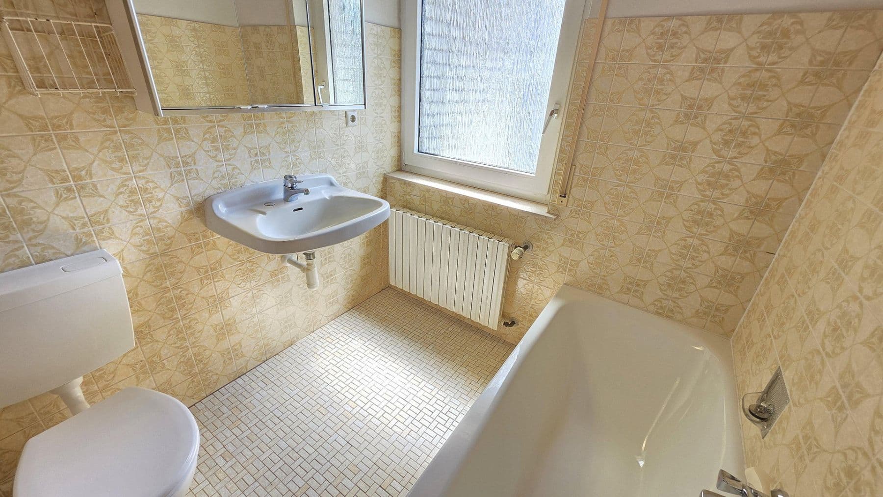 Prodej domu 143 m², pozemek 556 m², Bandelstr. 43, Herford, Severní Porýní-Vestfálsko Prodej domu 143 m², pozemek 556 m², Bandelstr. 43, Herford, Severní Porýní-Vestfálsko