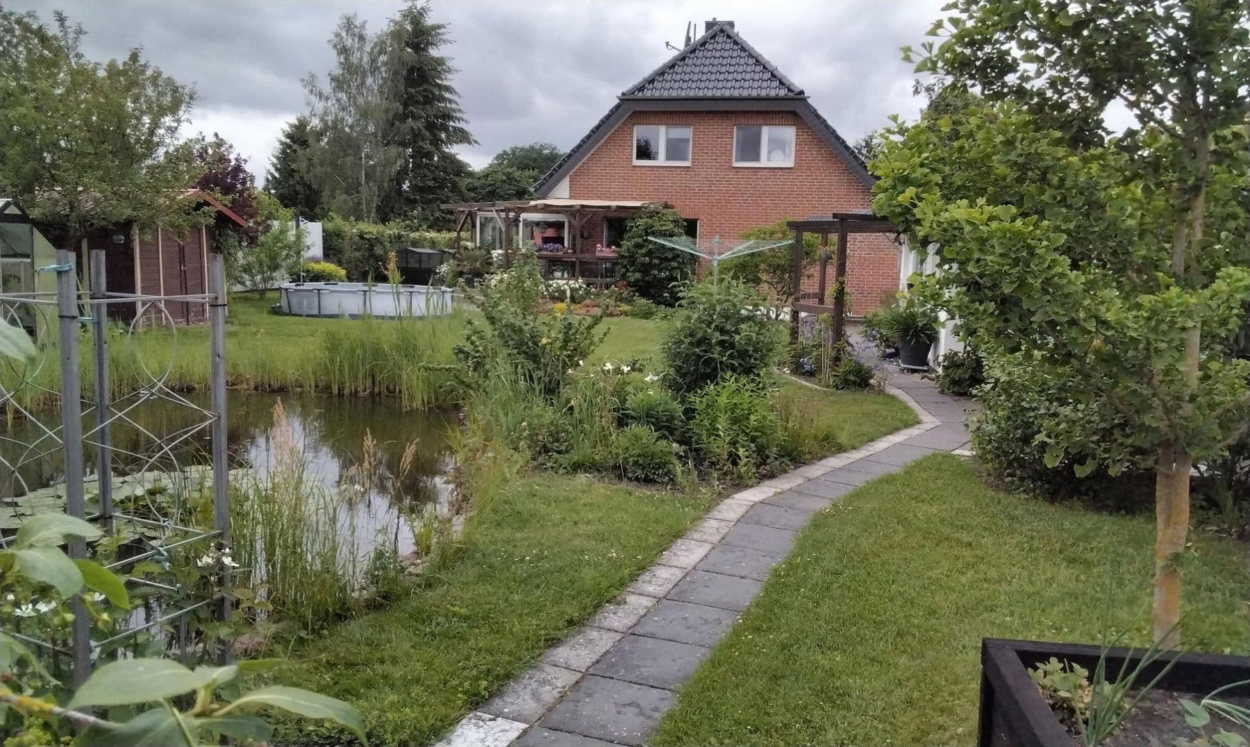 Prodej domu 140 m², pozemek 1.190 m², Hammer a.d. Uecker, Mecklenburg-Vorpommern Prodej domu 140 m², pozemek 1.190 m², Hammer a.d. Uecker, Mecklenburg-Vorpommern
