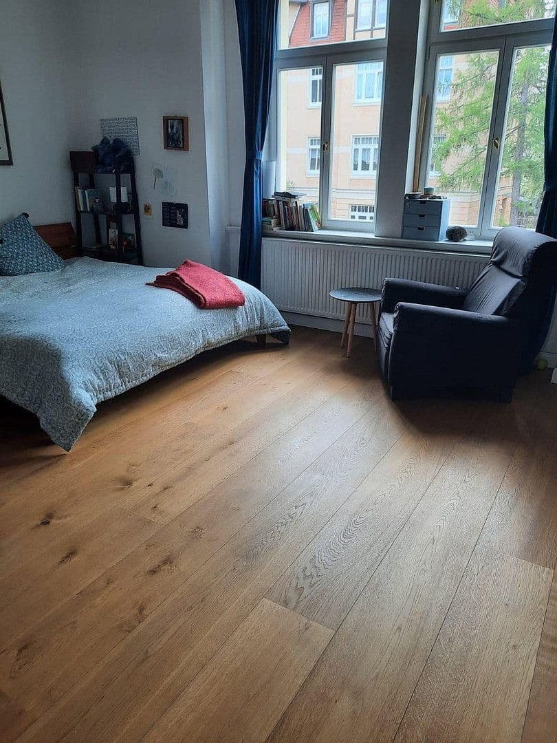 Pronájem bytu 5+1 162 m², Abraham-Lincoln-Str. 16, Weimar, Durynsko Pronájem bytu 5+1 162 m², Abraham-Lincoln-Str. 16, Weimar, Durynsko