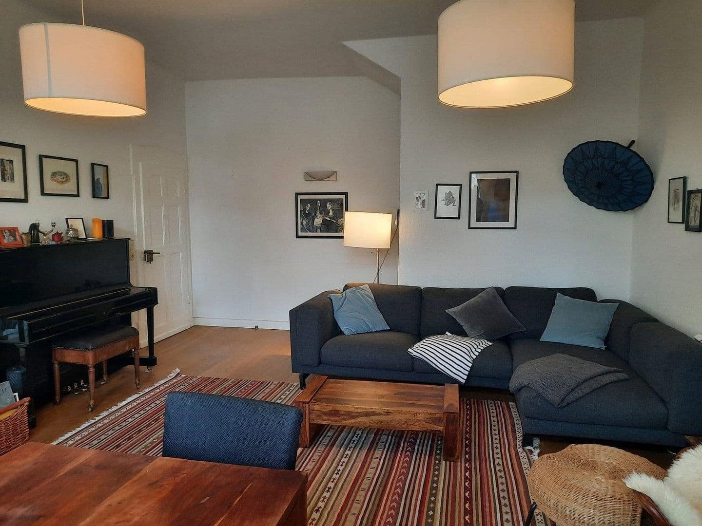 Pronájem bytu 5+1 162 m², Abraham-Lincoln-Str. 16, Weimar, Durynsko Pronájem bytu 5+1 162 m², Abraham-Lincoln-Str. 16, Weimar, Durynsko