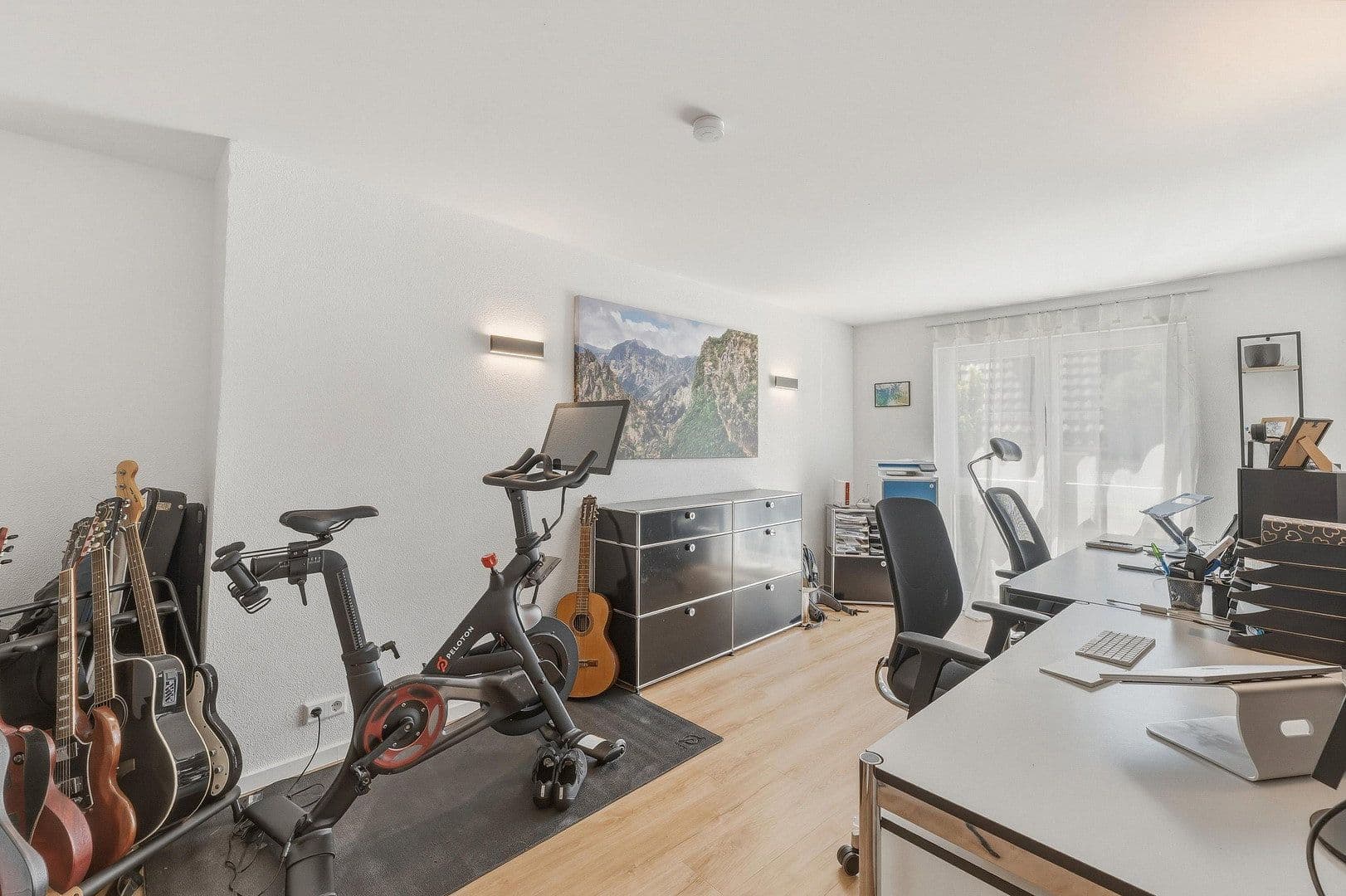 Pronájem domu 206 m², pozemek 128 m², Stuttgart, Bádensko-Württembersko Pronájem domu 206 m², pozemek 128 m², Stuttgart, Bádensko-Württembersko