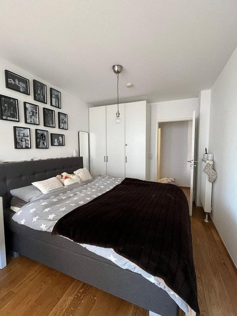 Pronájem bytu 3+1 100 m², Berliner Platz 7A, Würzburg, Bavorsko Pronájem bytu 3+1 100 m², Berliner Platz 7A, Würzburg, Bavorsko