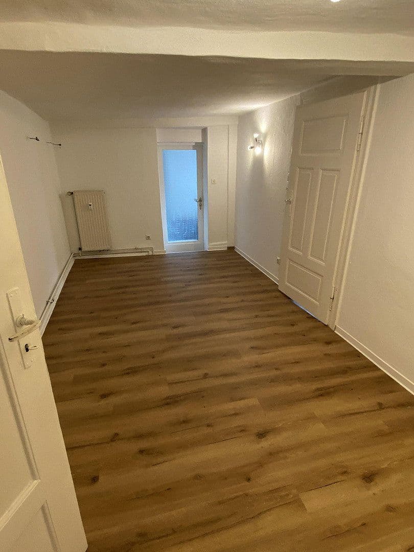 Pronájem bytu 3+1 66 m², Leipziger Straße 8, Bad Schmiedeberg, Sasko-Anhaltsko Pronájem bytu 3+1 66 m², Leipziger Straße 8, Bad Schmiedeberg, Sasko-Anhaltsko