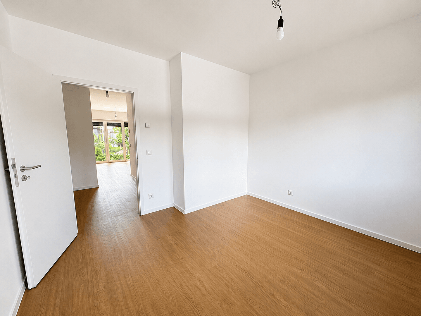 Pronájem bytu 2+1 46 m², Petershagen/Eggersdorf, Braniborsko Pronájem bytu 2+1 46 m², Petershagen/Eggersdorf, Braniborsko