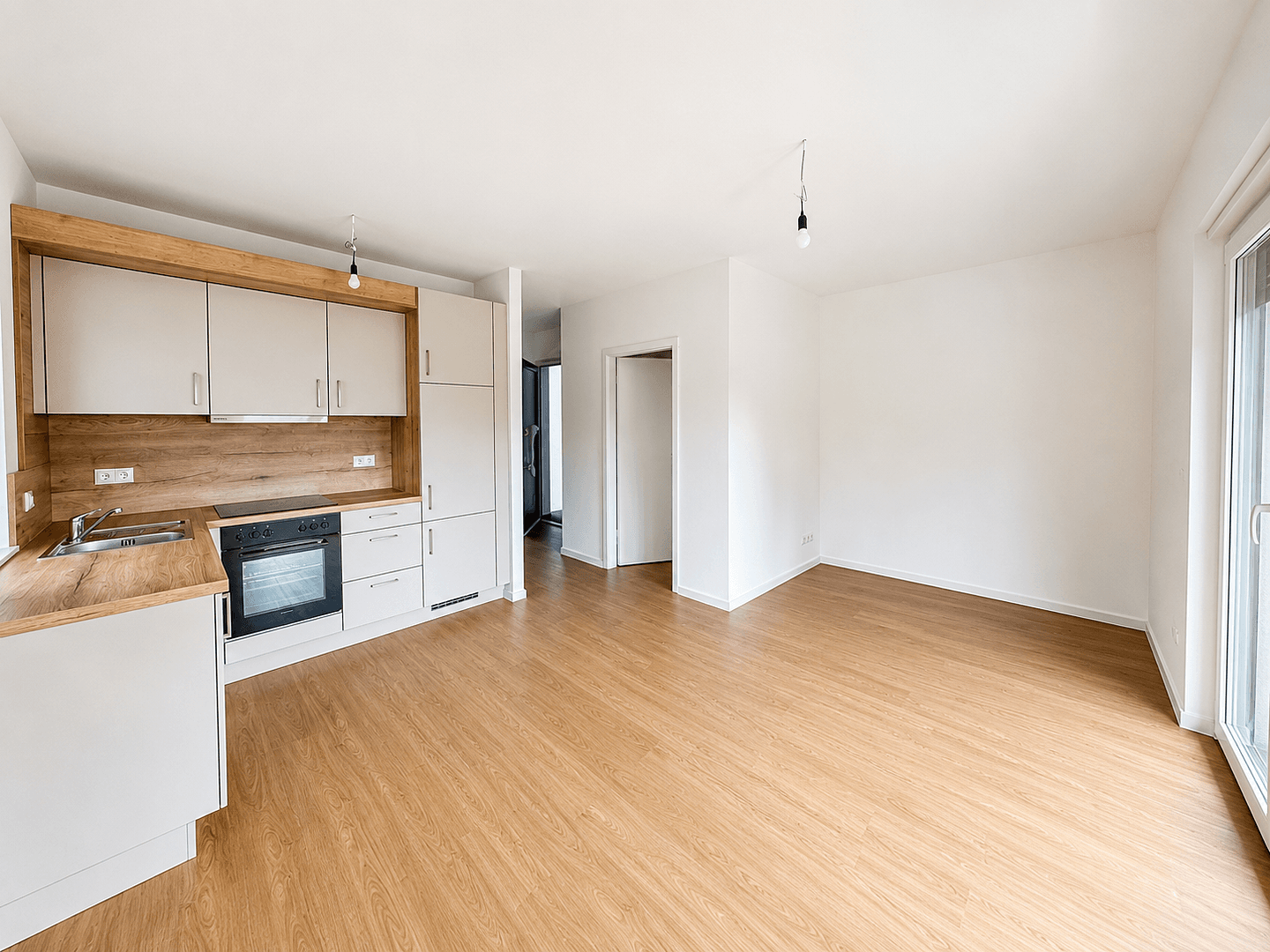 Pronájem bytu 2+1 46 m², Petershagen/Eggersdorf, Braniborsko Pronájem bytu 2+1 46 m², Petershagen/Eggersdorf, Braniborsko