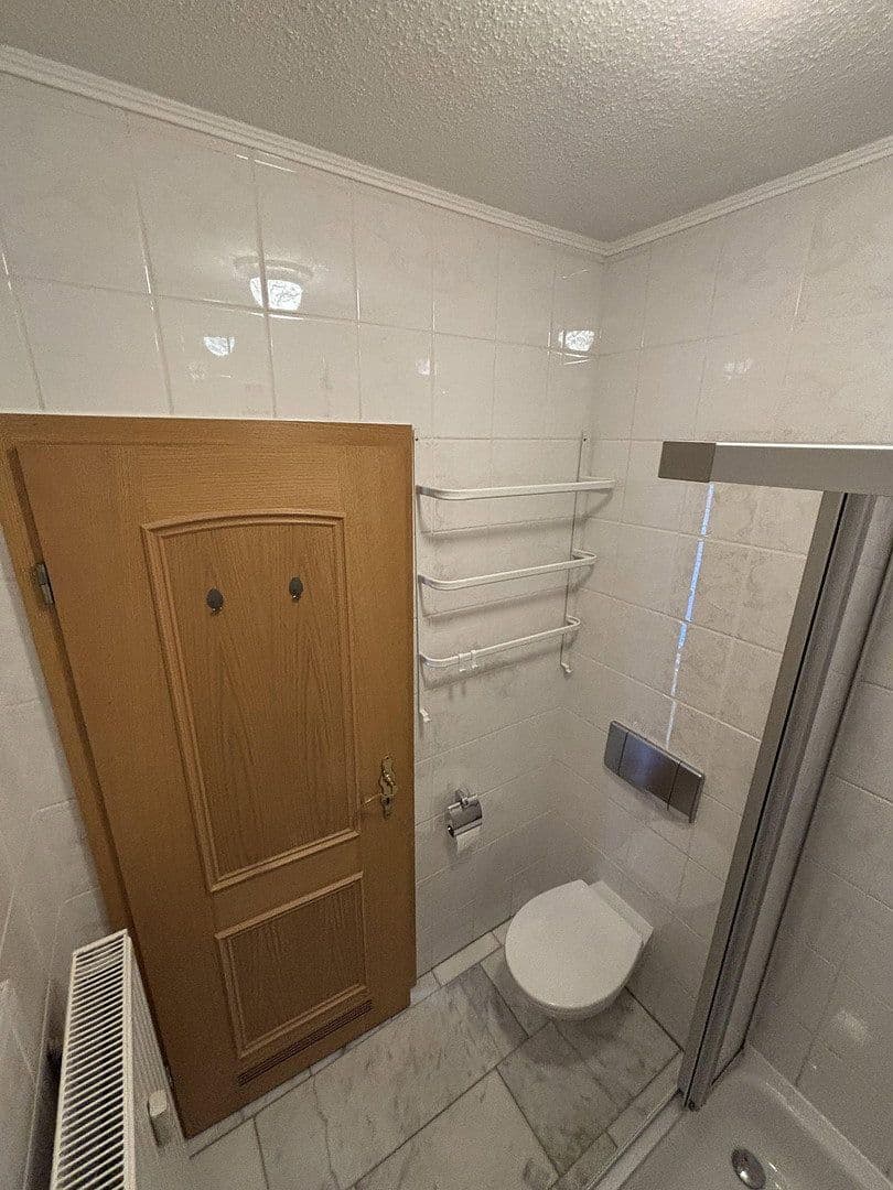Pronájem bytu 1+1 30 m², Am Windknollen 6, Jena, Durynsko Pronájem bytu 1+1 30 m², Am Windknollen 6, Jena, Durynsko