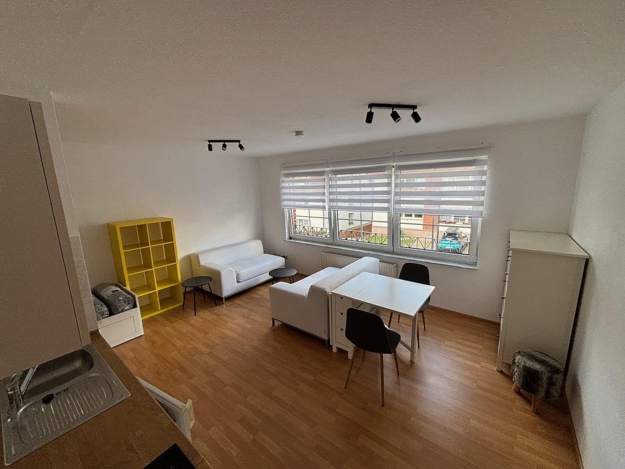 Pronájem bytu 1+1 30 m², Am Windknollen 6, Jena, Durynsko Pronájem bytu 1+1 30 m², Am Windknollen 6, Jena, Durynsko