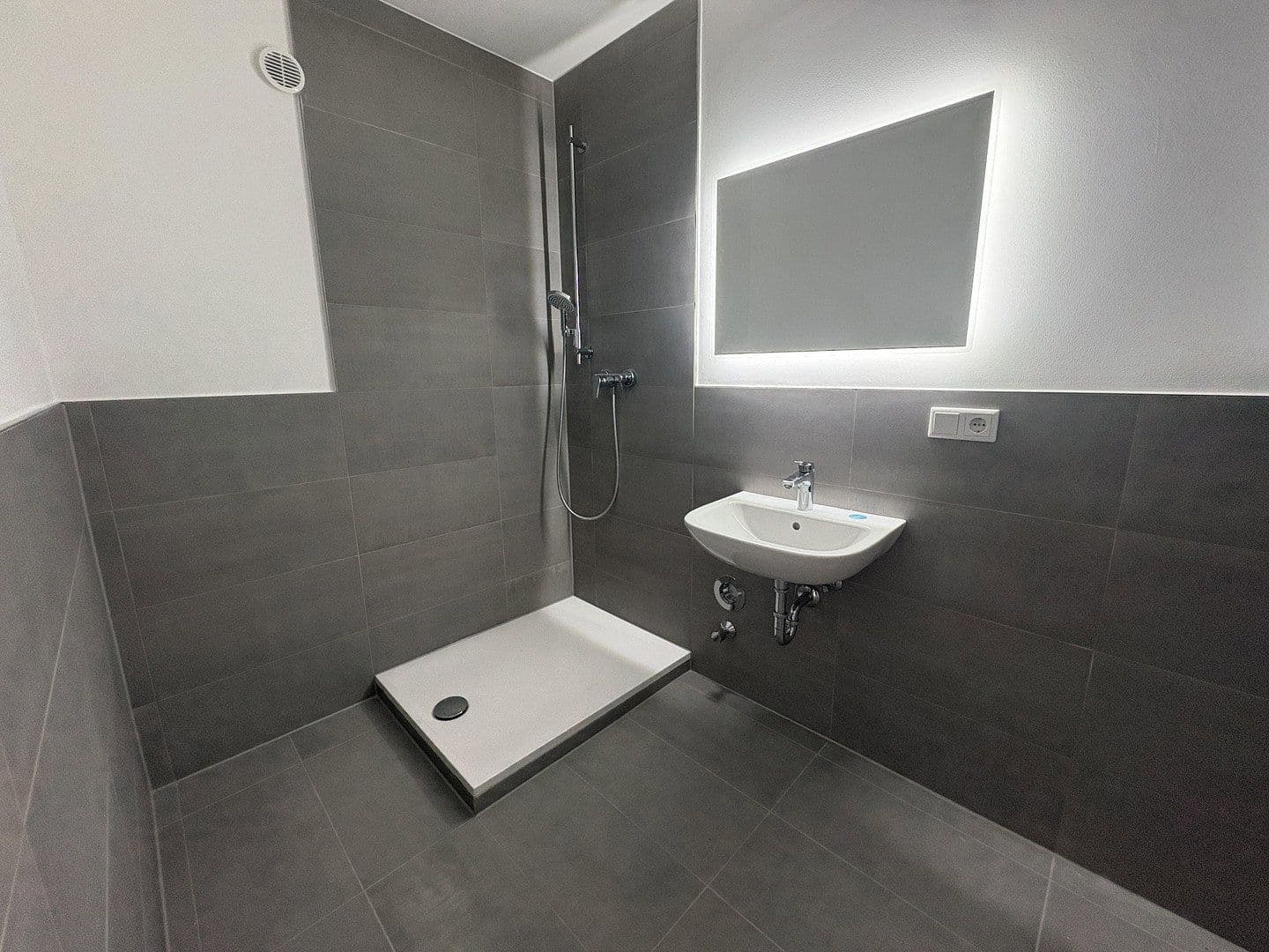 Pronájem bytu 3+1 90 m², Siemensstraße 39, Bamberg, Bavorsko Pronájem bytu 3+1 90 m², Siemensstraße 39, Bamberg, Bavorsko
