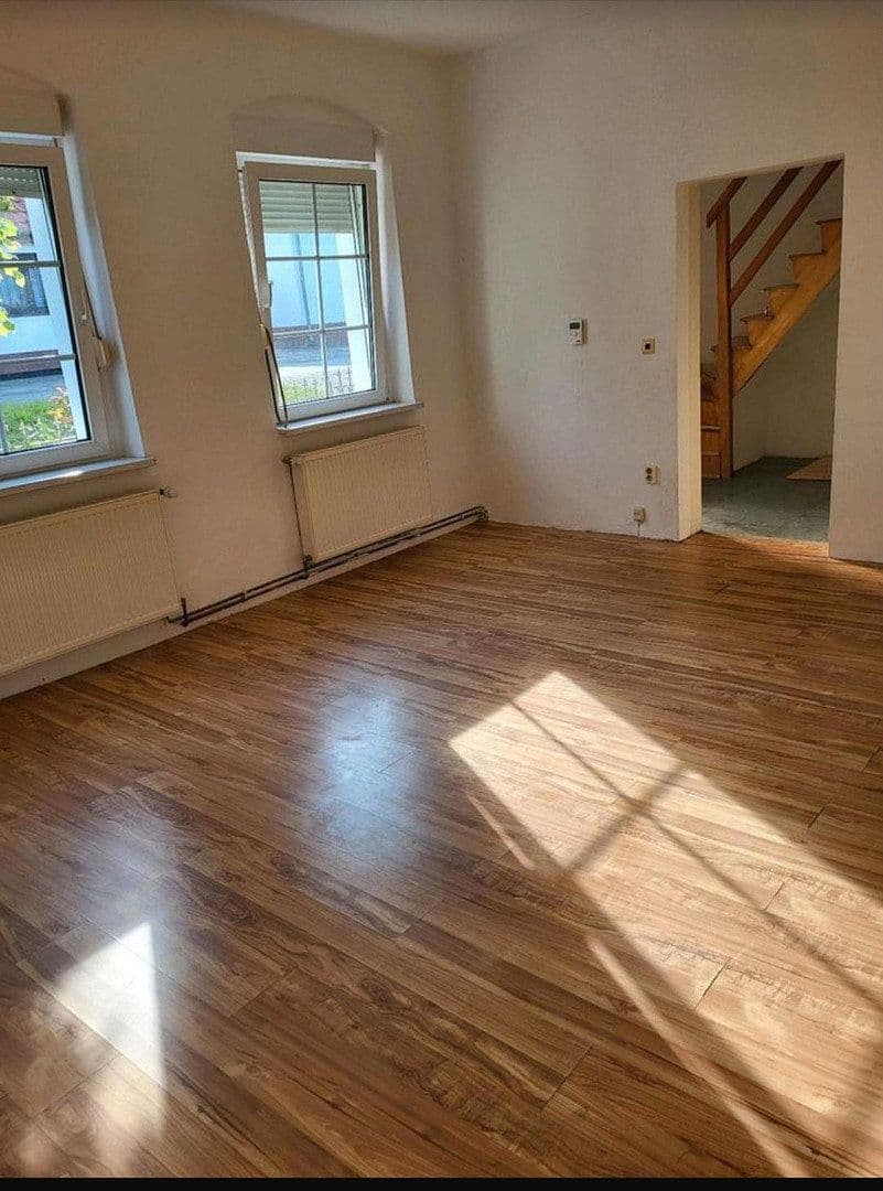 Prodej domu 100 m², pozemek 6.690 m², Kaden 6, Luckau, Braniborsko Prodej domu 100 m², pozemek 6.690 m², Kaden 6, Luckau, Braniborsko