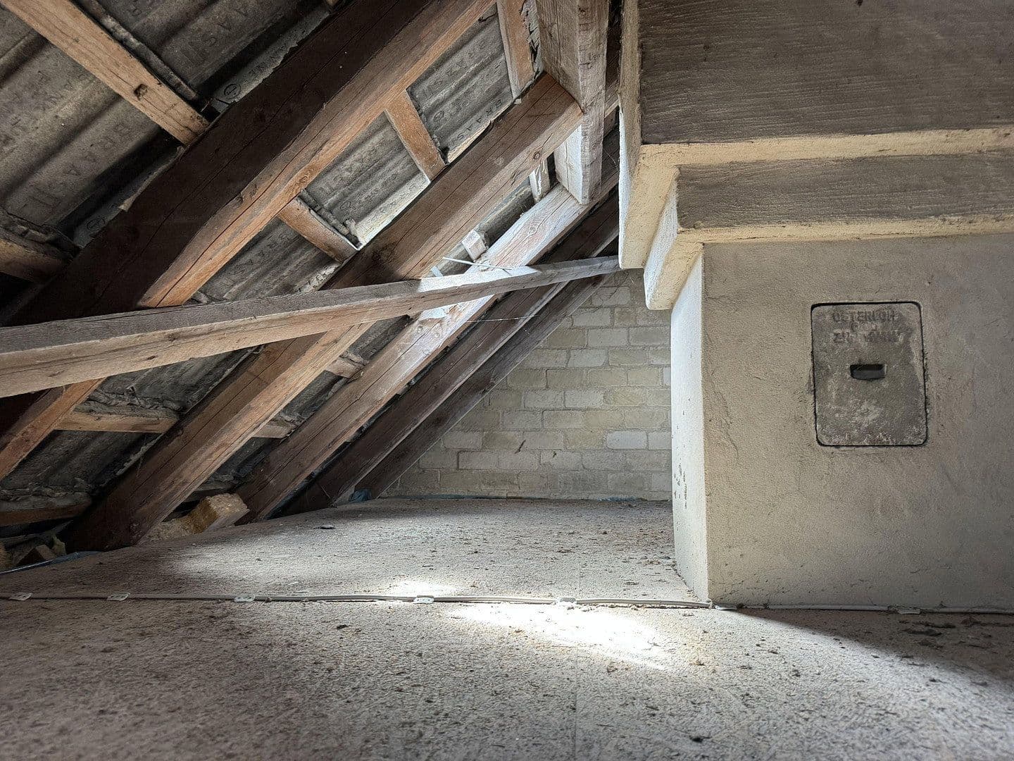 Prodej domu 161 m², pozemek 981 m², Kiebitzreihe 6, Šlesvik, Šlesvicko-Holštýnsko Prodej domu 161 m², pozemek 981 m², Kiebitzreihe 6, Šlesvik, Šlesvicko-Holštýnsko