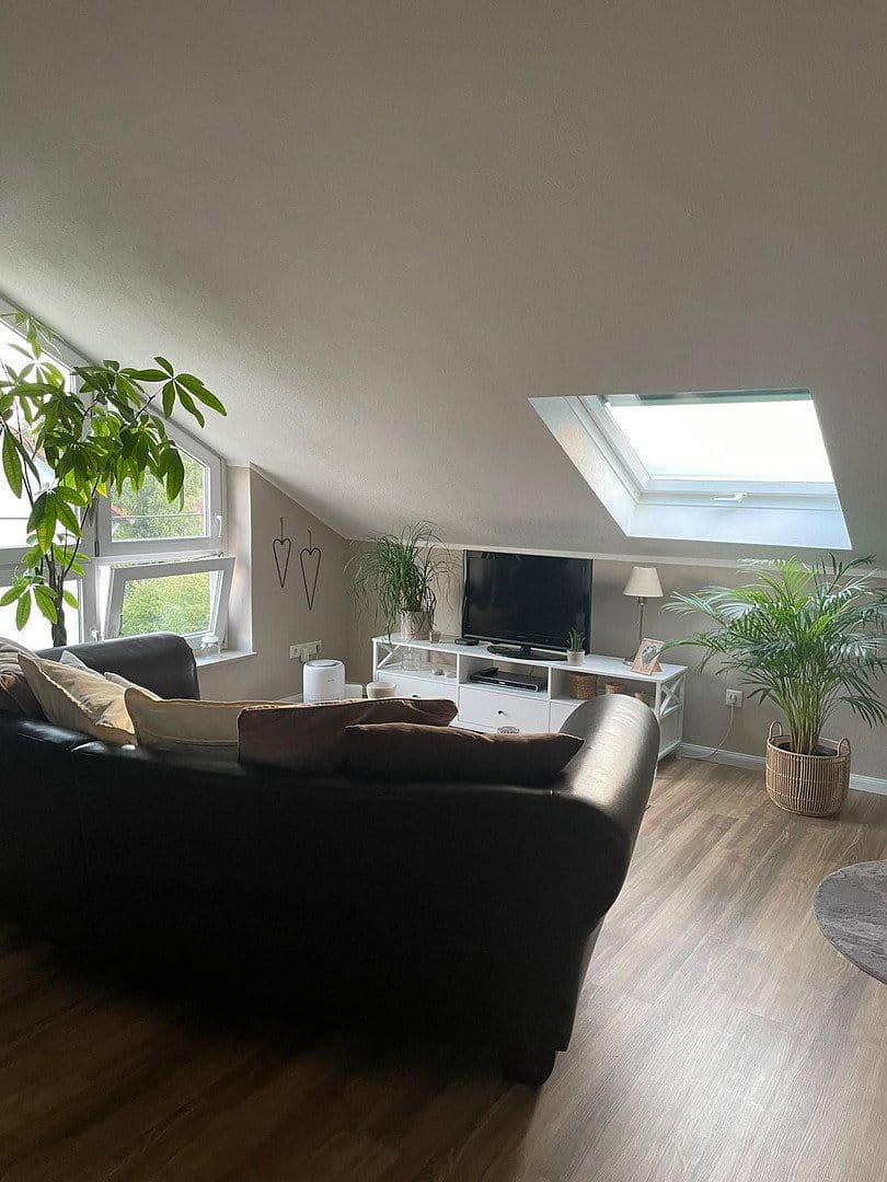 Pronájem bytu 2+1 35 m², Heidenheim an der Brenz, Bádensko-Württembersko Pronájem bytu 2+1 35 m², Heidenheim an der Brenz, Bádensko-Württembersko