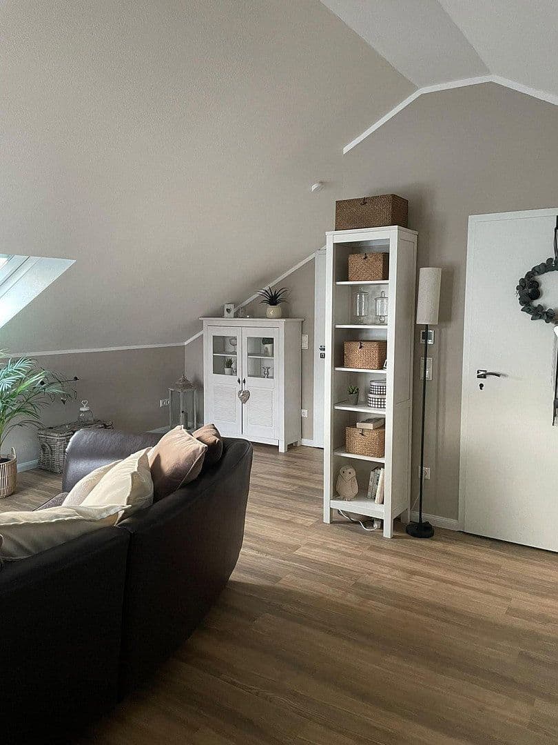 Pronájem bytu 2+1 35 m², Heidenheim an der Brenz, Bádensko-Württembersko Pronájem bytu 2+1 35 m², Heidenheim an der Brenz, Bádensko-Württembersko