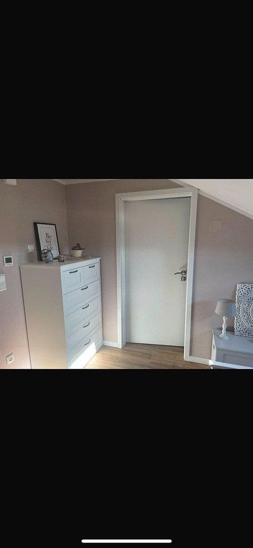 Pronájem bytu 2+1 35 m², Heidenheim an der Brenz, Bádensko-Württembersko Pronájem bytu 2+1 35 m², Heidenheim an der Brenz, Bádensko-Württembersko