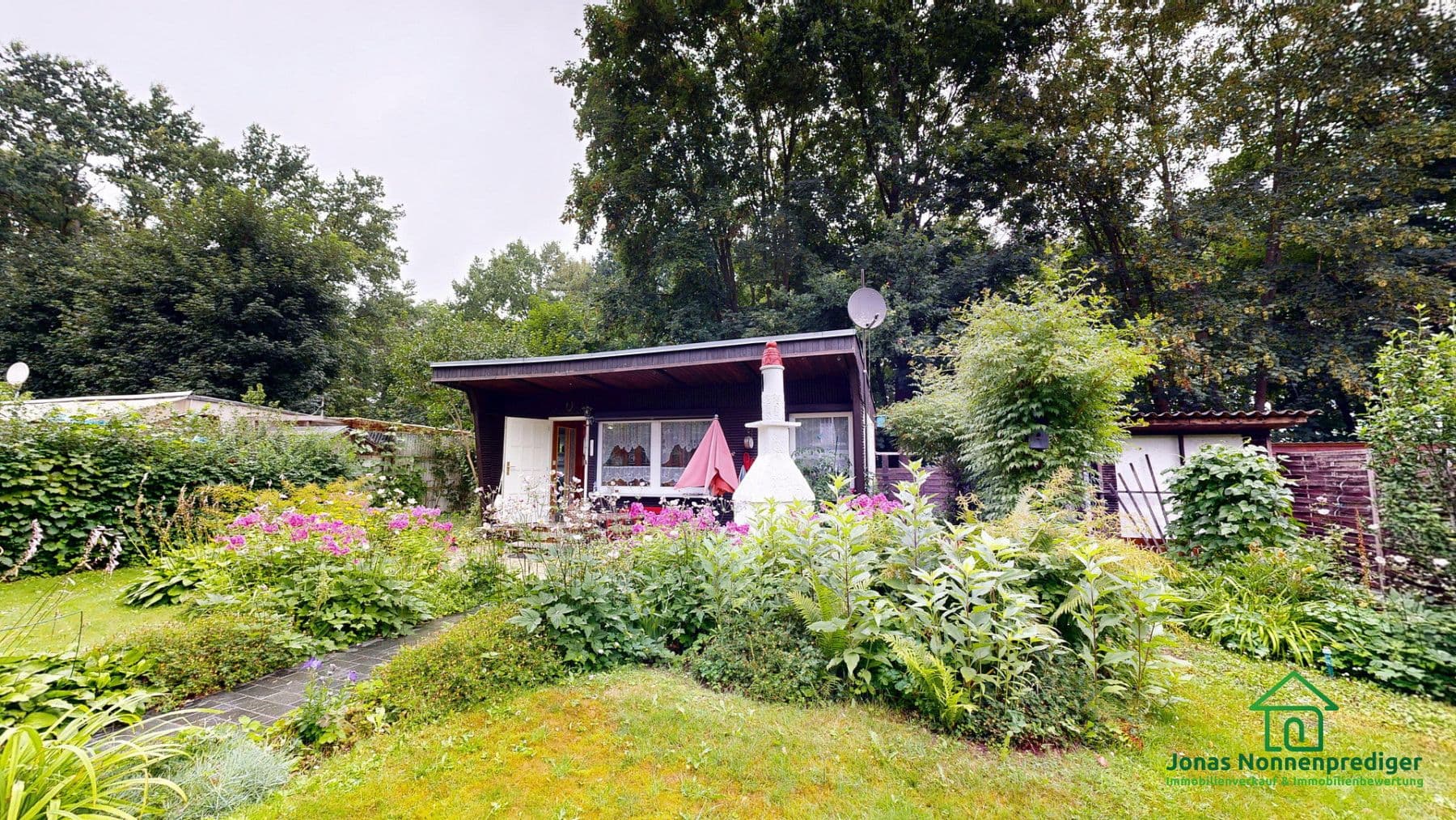 Prodej domu 49 m², pozemek 393 m², An der Crivitzer Chaussee 1d, Pinnow, Mecklenburg-Vorpommern Prodej domu 49 m², pozemek 393 m², An der Crivitzer Chaussee 1d, Pinnow, Mecklenburg-Vorpommern