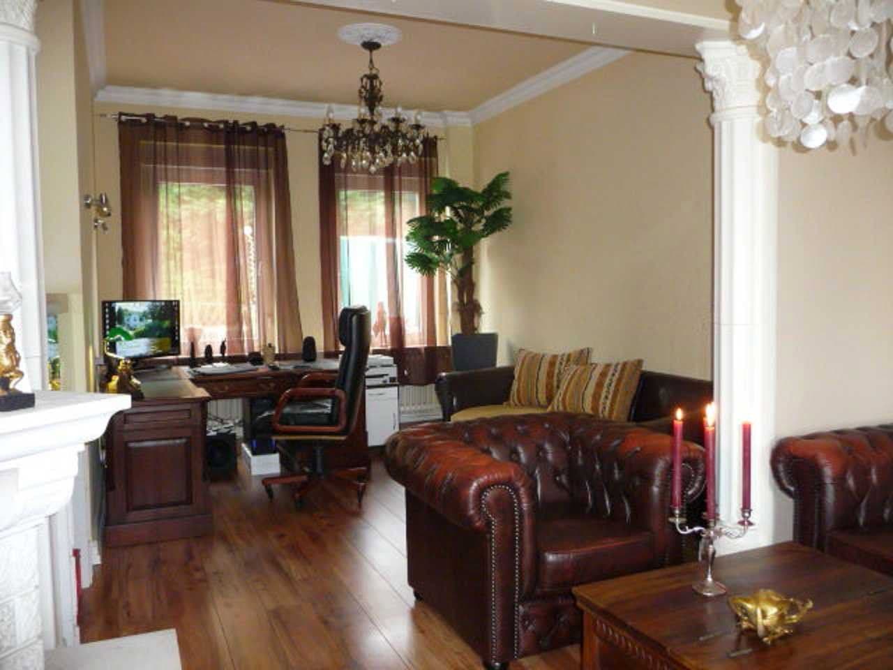 Prodej domu 260 m², pozemek 665 m², Neumünster, Šlesvicko-Holštýnsko Prodej domu 260 m², pozemek 665 m², Neumünster, Šlesvicko-Holštýnsko