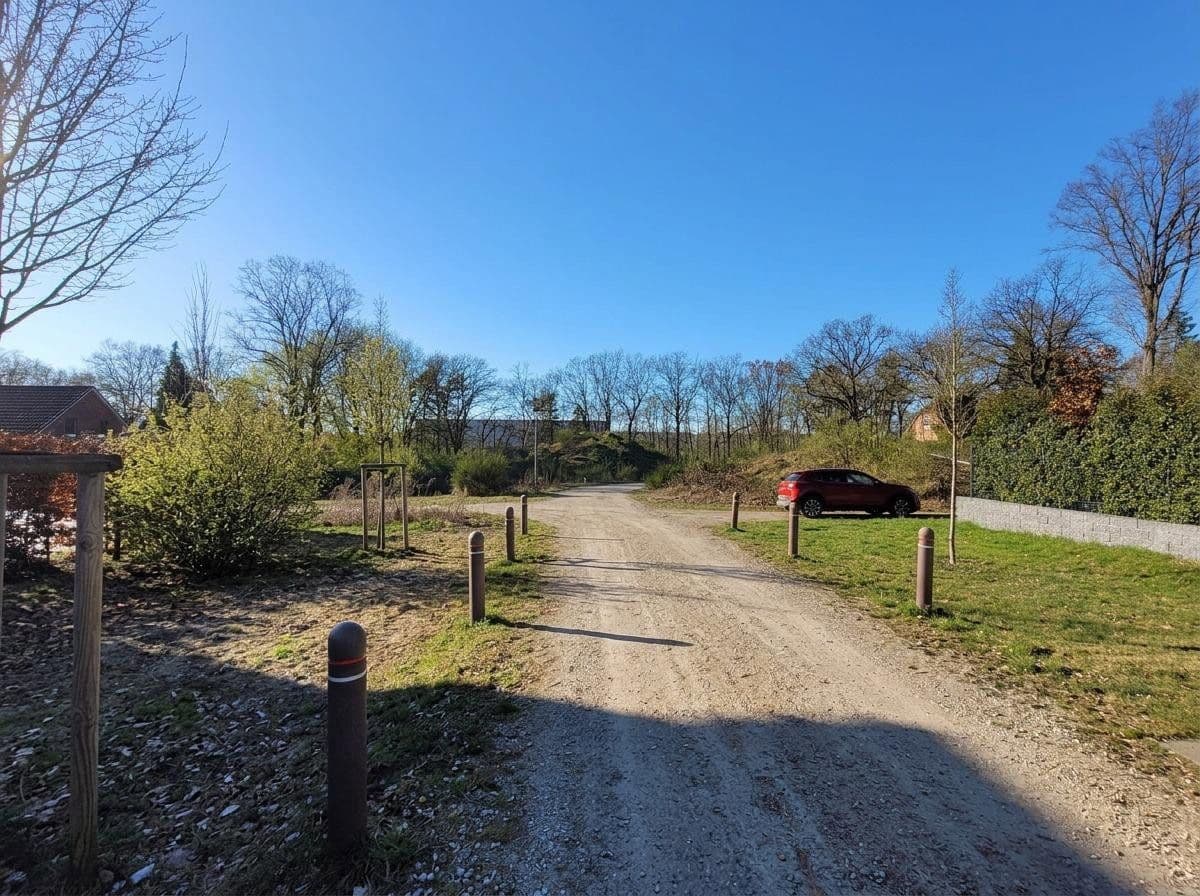 Prodej pozemku 4.600 m², Adendorf, Dolní Sasko Prodej pozemku 4.600 m², Adendorf, Dolní Sasko
