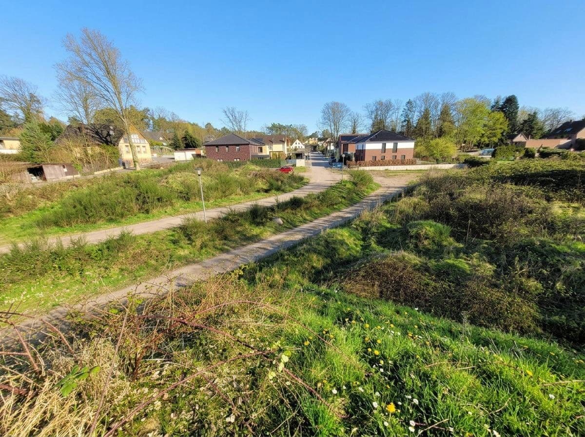 Prodej pozemku 4.600 m², Adendorf, Dolní Sasko Prodej pozemku 4.600 m², Adendorf, Dolní Sasko