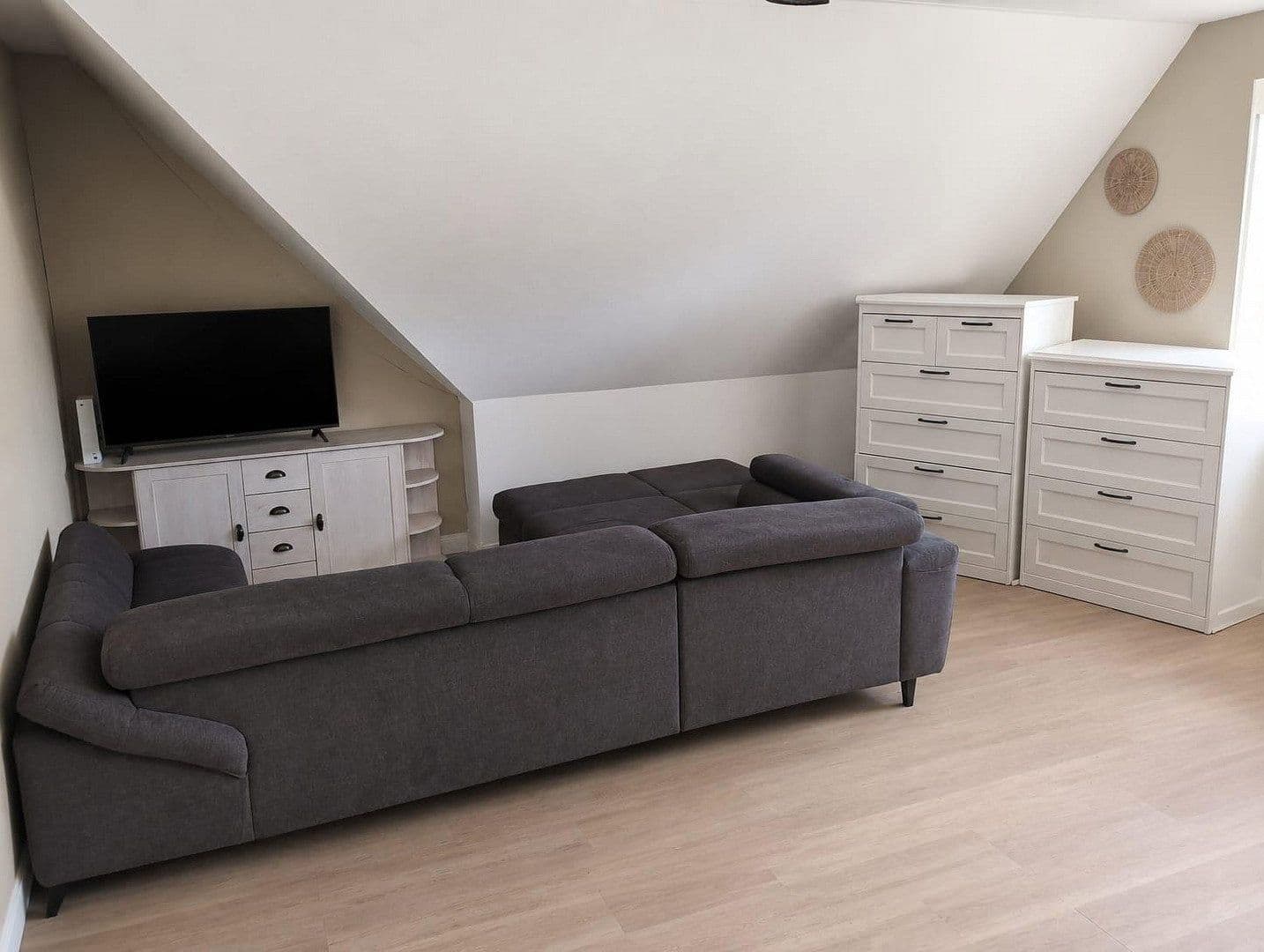 Pronájem bytu 3+1 116 m², Dorfstraße 23, Reppenstedt, Dolní Sasko Pronájem bytu 3+1 116 m², Dorfstraße 23, Reppenstedt, Dolní Sasko