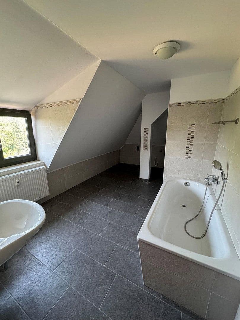 Pronájem bytu 4+kk 110 m², Ostheim 52, Regensburg, Bavorsko Pronájem bytu 4+kk 110 m², Ostheim 52, Regensburg, Bavorsko