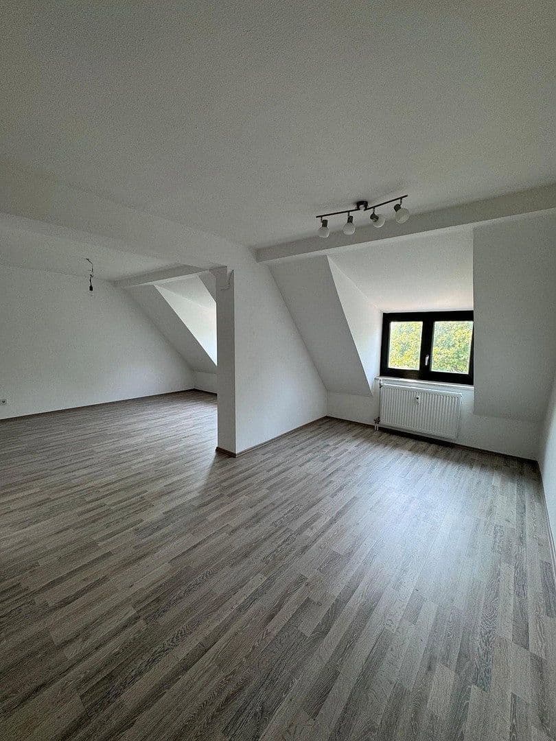 Pronájem bytu 4+kk 110 m², Ostheim 52, Regensburg, Bavorsko Pronájem bytu 4+kk 110 m², Ostheim 52, Regensburg, Bavorsko