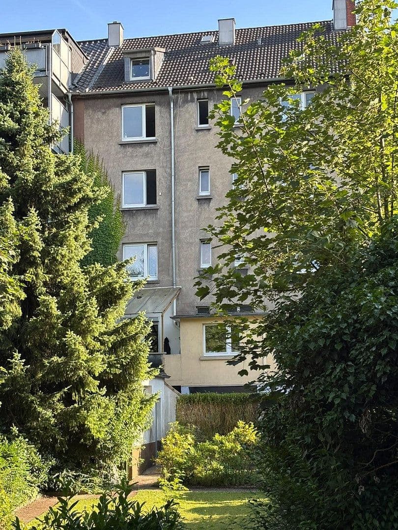 Prodej domu 435 m², pozemek 450 m², Bochum, Severní Porýní-Vestfálsko Prodej domu 435 m², pozemek 450 m², Bochum, Severní Porýní-Vestfálsko