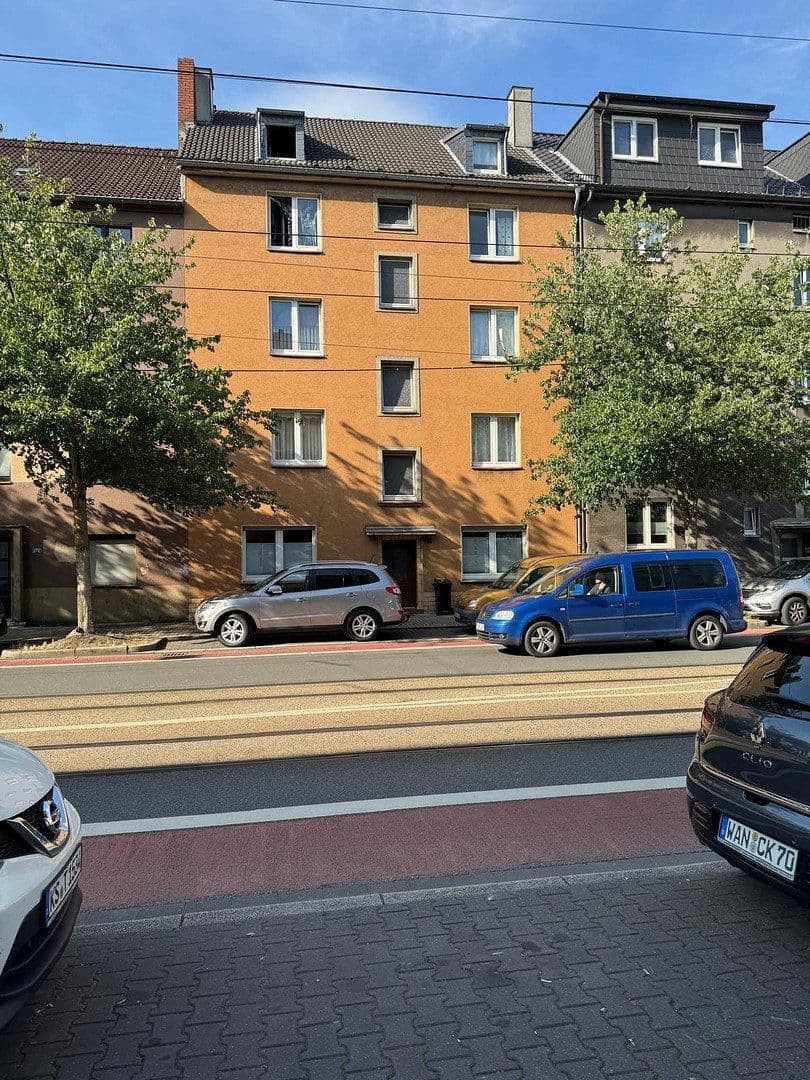 Prodej domu 435 m², pozemek 450 m², Bochum, Severní Porýní-Vestfálsko Prodej domu 435 m², pozemek 450 m², Bochum, Severní Porýní-Vestfálsko