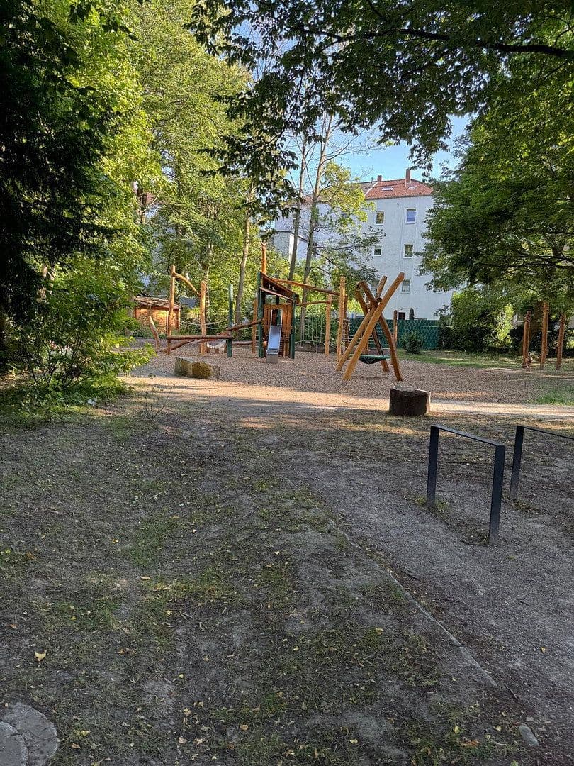 Prodej domu 435 m², pozemek 450 m², Bochum, Severní Porýní-Vestfálsko Prodej domu 435 m², pozemek 450 m², Bochum, Severní Porýní-Vestfálsko