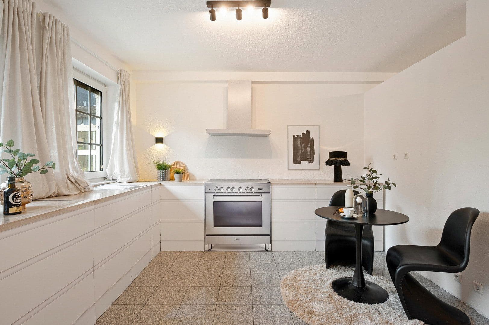 Prodej bytu 4+1 159 m², Bensheimerstraße 1-3, Lorsch, Hessen Prodej bytu 4+1 159 m², Bensheimerstraße 1-3, Lorsch, Hessen