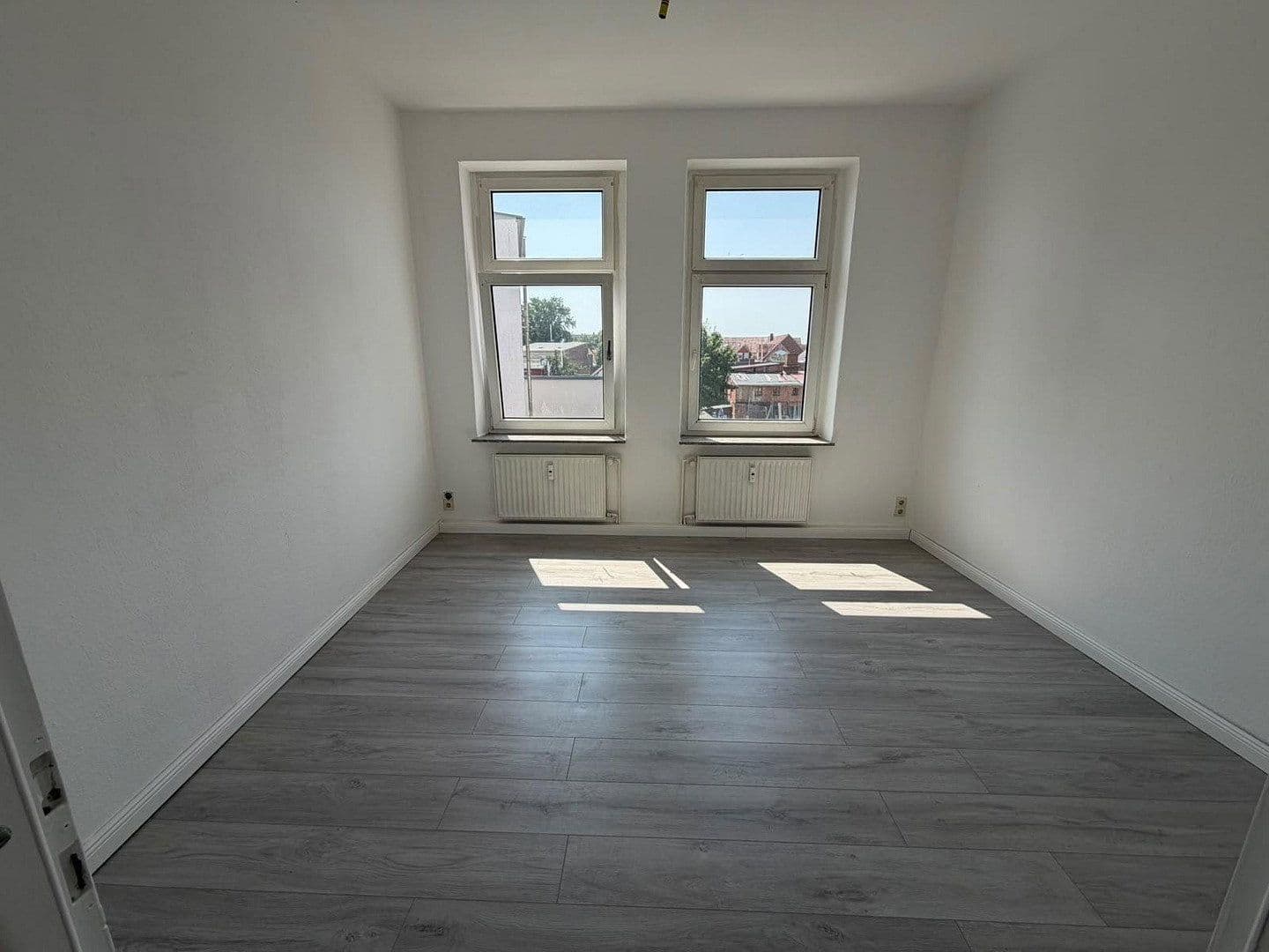 Pronájem bytu 3+1 82 m², Bahnstraße 92, Wittenberge, Braniborsko Pronájem bytu 3+1 82 m², Bahnstraße 92, Wittenberge, Braniborsko