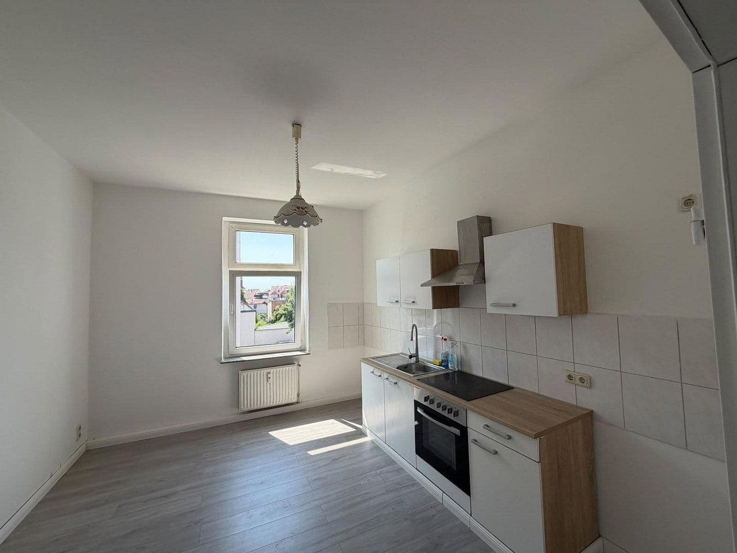 Pronájem bytu 3+1 82 m², Bahnstraße 92, Wittenberge, Braniborsko Pronájem bytu 3+1 82 m², Bahnstraße 92, Wittenberge, Braniborsko