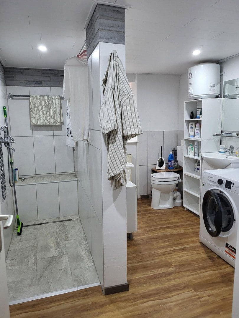 Prodej domu 200 m², pozemek 1.070 m², Heimweiler, Porýní-Falc Prodej domu 200 m², pozemek 1.070 m², Heimweiler, Porýní-Falc