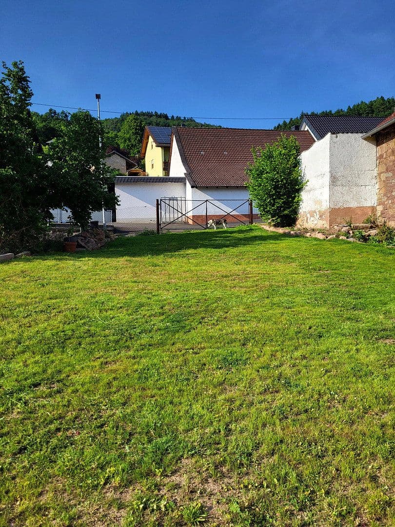Prodej domu 200 m², pozemek 1.070 m², Heimweiler, Porýní-Falc Prodej domu 200 m², pozemek 1.070 m², Heimweiler, Porýní-Falc