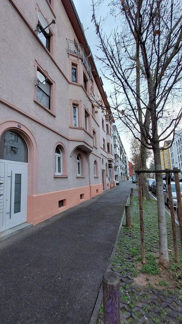 Prodej bytu 2+1 60 m², Pforzheim, Bádensko-Württembersko Prodej bytu 2+1 60 m², Pforzheim, Bádensko-Württembersko