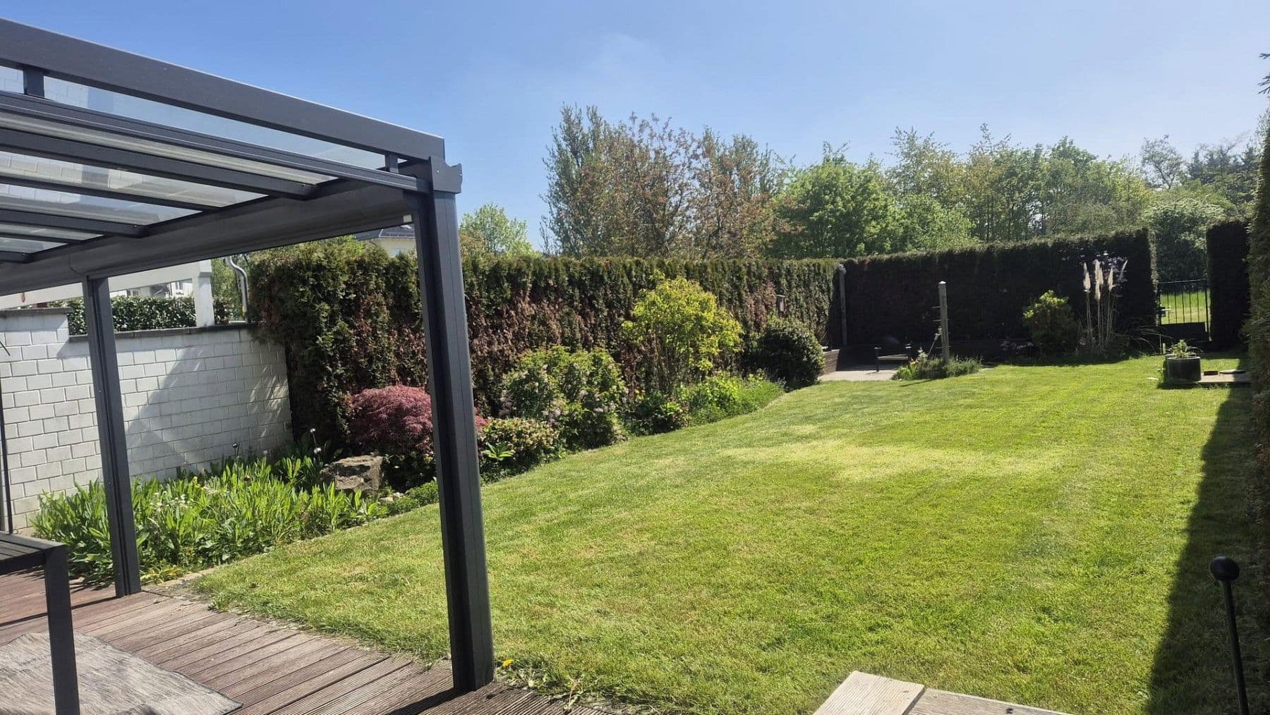 Prodej domu 163 m², pozemek 314 m², Rheinbach, Severní Porýní-Vestfálsko Prodej domu 163 m², pozemek 314 m², Rheinbach, Severní Porýní-Vestfálsko