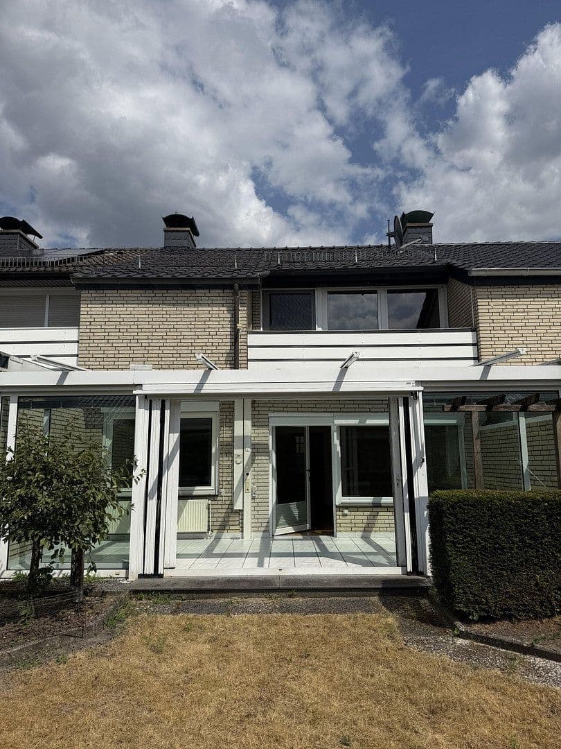 Prodej domu 125 m², pozemek 219 m², Osnabrück, Dolní Sasko Prodej domu 125 m², pozemek 219 m², Osnabrück, Dolní Sasko