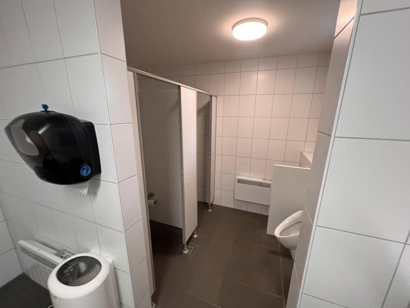 Pronájem nebytového prostoru 2.500 m², An der illau 19, Marschacht, Dolní Sasko Pronájem nebytového prostoru 2.500 m², An der illau 19, Marschacht, Dolní Sasko