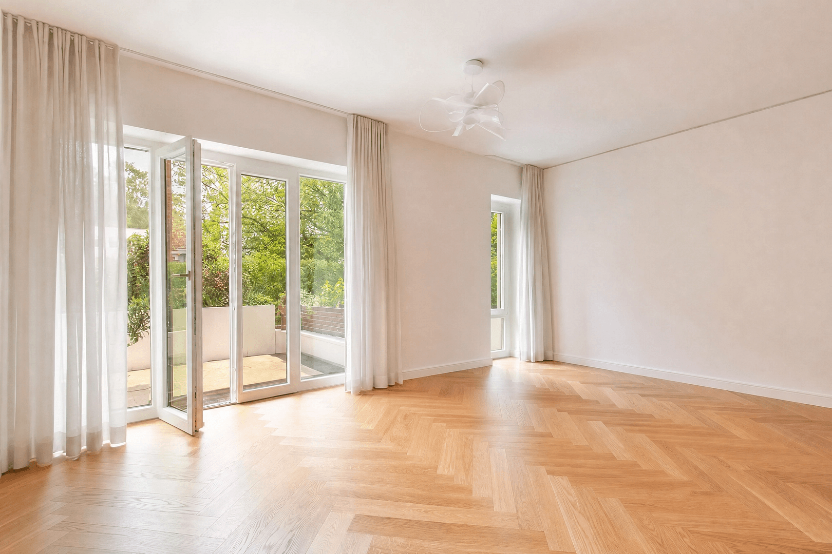 Prodej bytu 3+1 123 m², Frankfurt, Hessen Prodej bytu 3+1 123 m², Frankfurt, Hessen