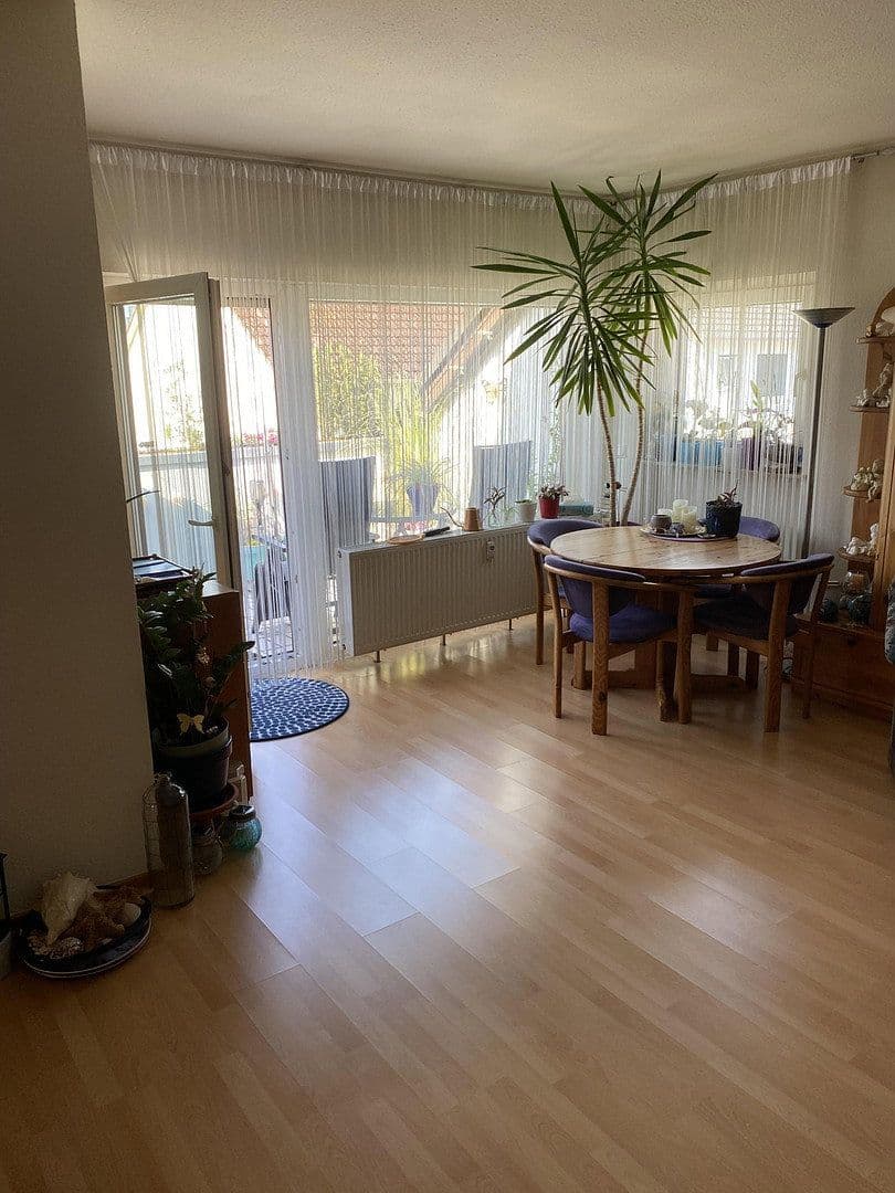 Prodej domu 235 m², pozemek 347 m², Frankfurt, Hessen Prodej domu 235 m², pozemek 347 m², Frankfurt, Hessen