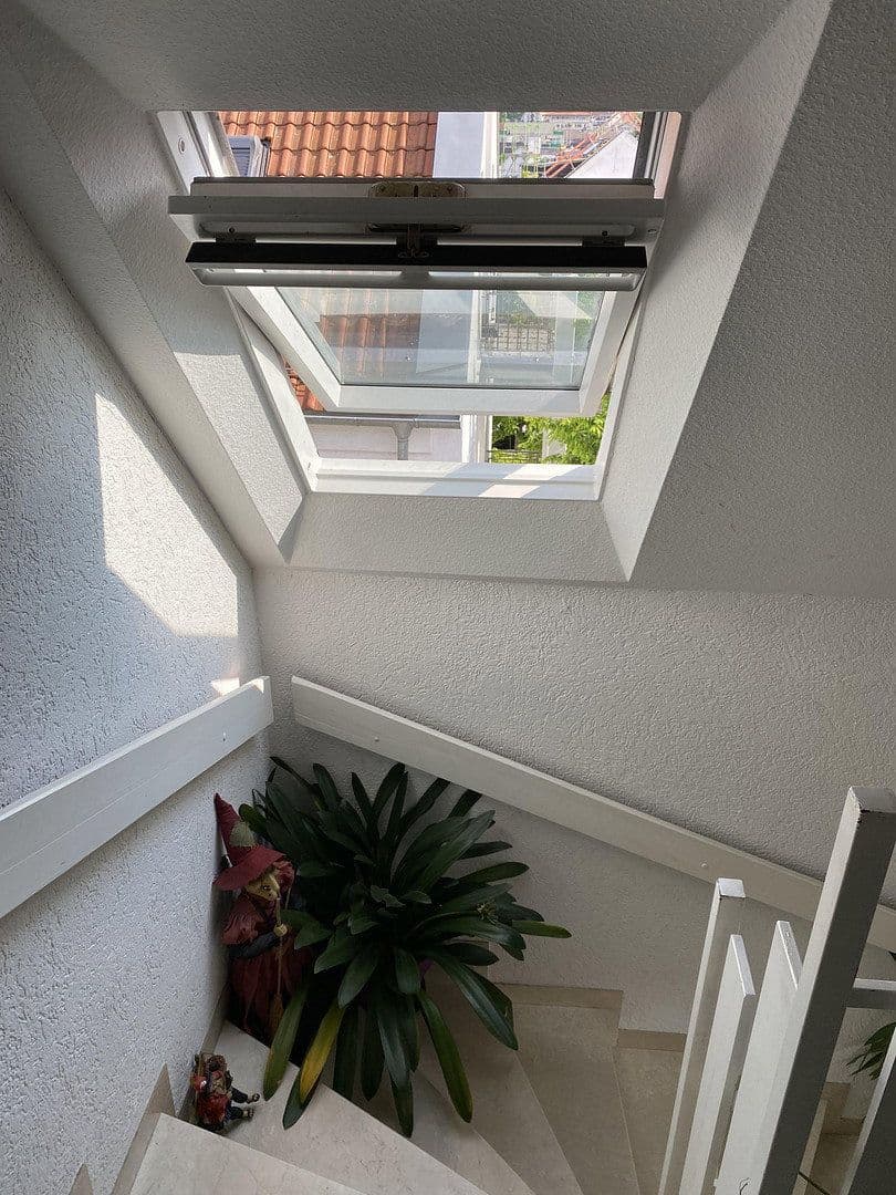 Prodej domu 235 m², pozemek 347 m², Frankfurt, Hessen Prodej domu 235 m², pozemek 347 m², Frankfurt, Hessen