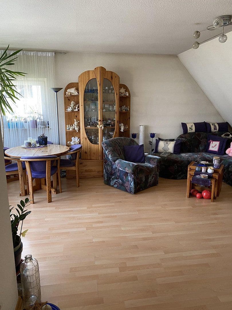 Prodej domu 235 m², pozemek 347 m², Frankfurt, Hessen Prodej domu 235 m², pozemek 347 m², Frankfurt, Hessen