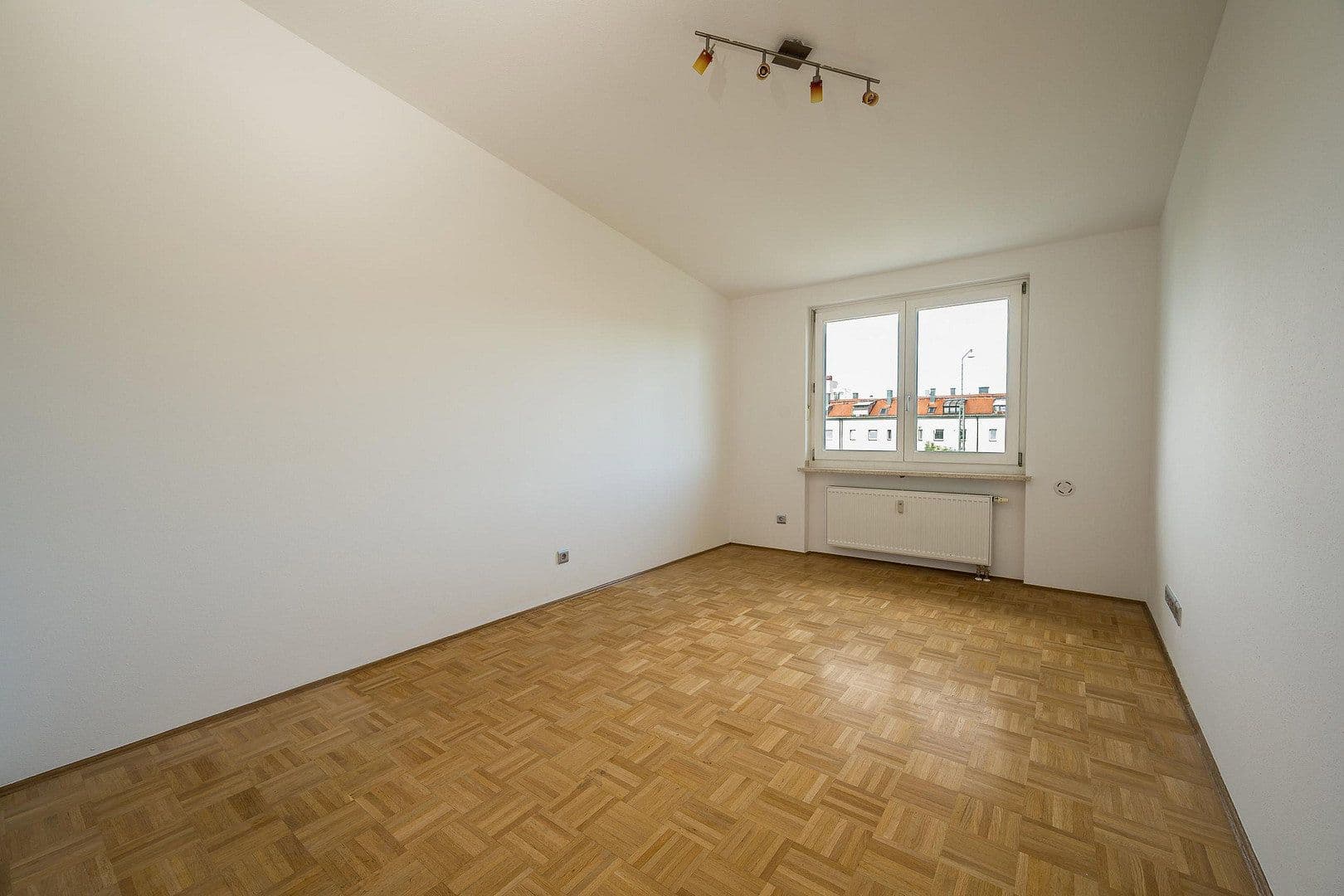 Prodej bytu 3+1 94 m², München, Bavorsko Prodej bytu 3+1 94 m², München, Bavorsko